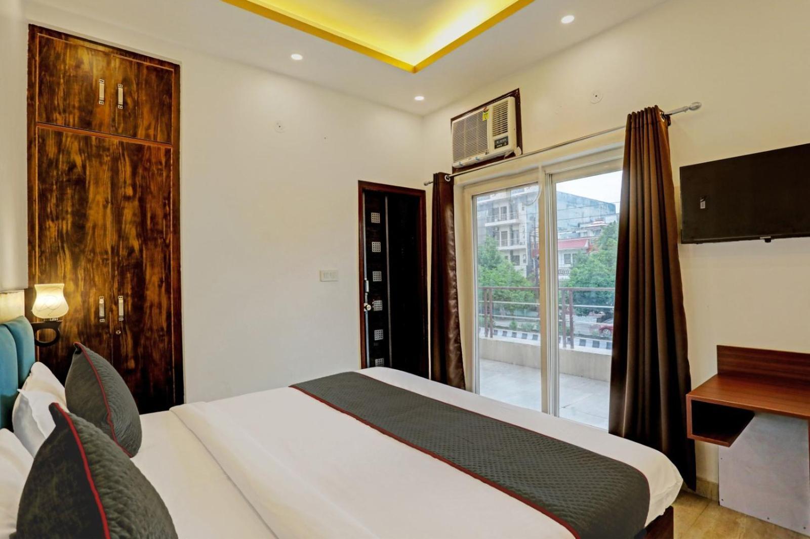 Hotel King Plaza Near Delhi Airport New Delhi Bagian luar foto